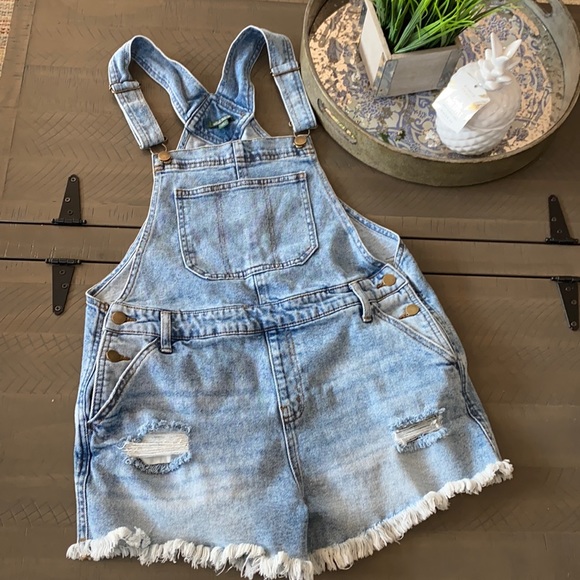 wild fable Pants - ❤️Sold ❤️ distressed shortalls ❤️